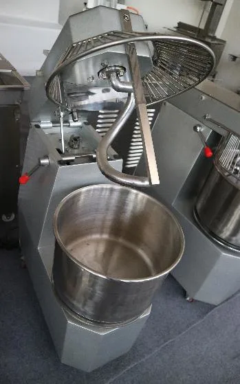 Vertical Type with Cover Multifunctional Planetary Food Mixer